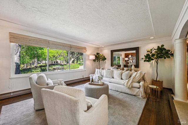 1014 Stonedge Dr, Napa, CA 94558