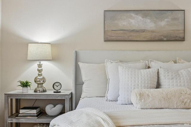 1014 Stonedge Dr, Napa, CA 94558