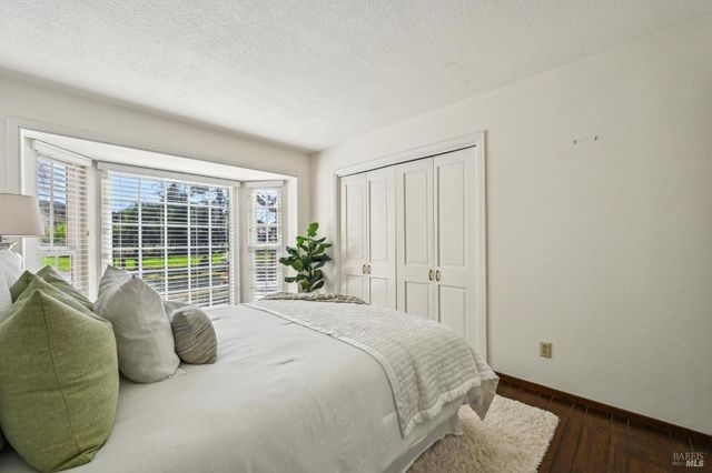 1014 Stonedge Dr, Napa, CA 94558