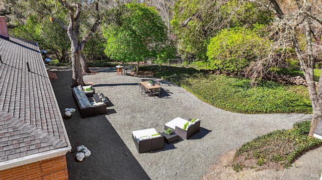 1014 Stonedge Dr, Napa, CA 94558