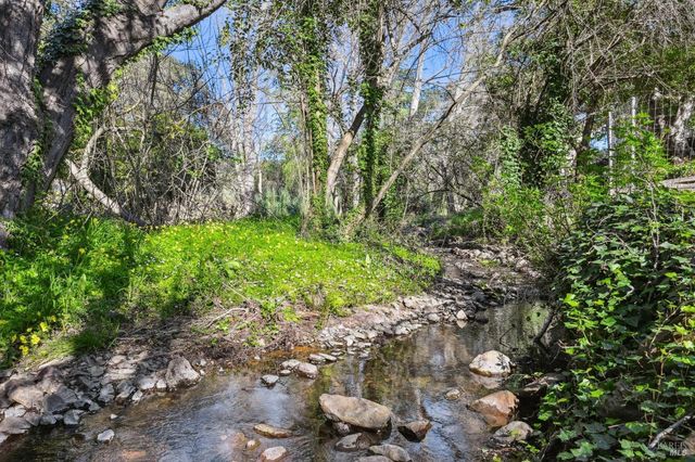 1014 Stonedge Dr, Napa, CA 94558