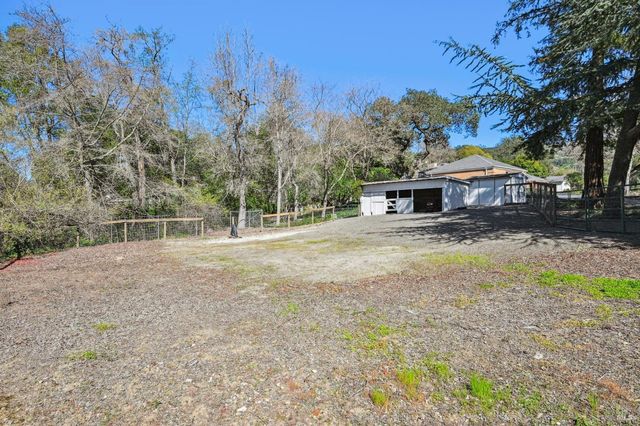 1014 Stonedge Dr, Napa, CA 94558