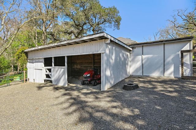 1014 Stonedge Dr, Napa, CA 94558