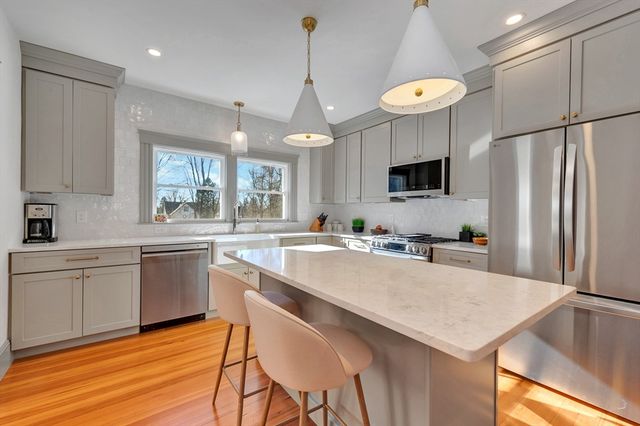 21 Park Ave 21, Winchester, MA 01890