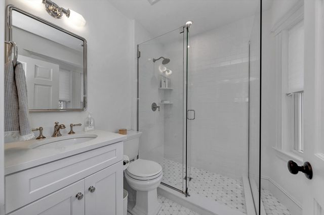 21 Park Ave 21, Winchester, MA 01890