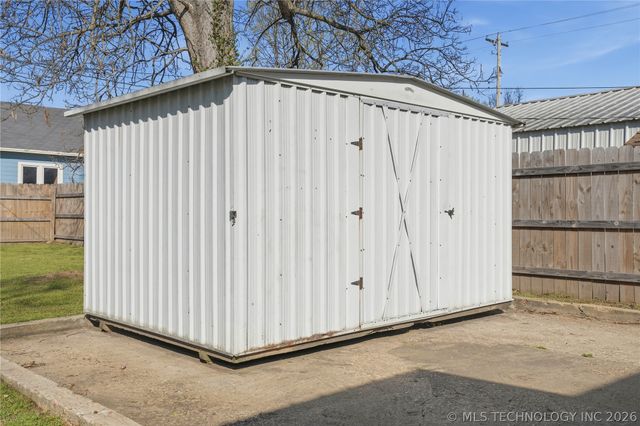 123 N S Street, Muskogee, OK 74403