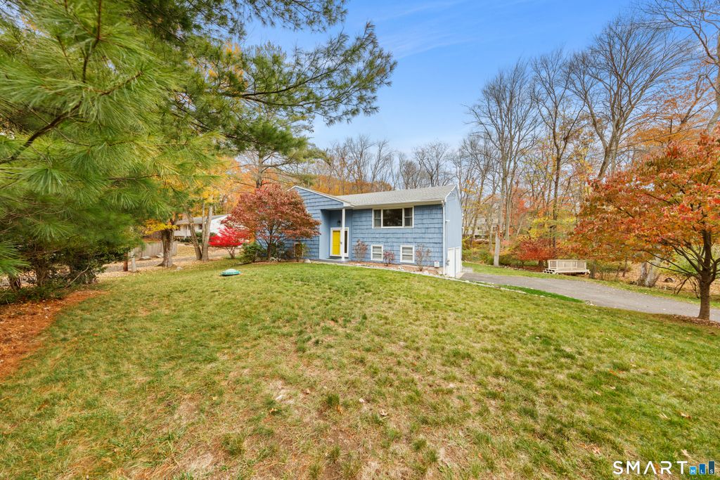 10 Peaceful Lane, Westport, CT 06880