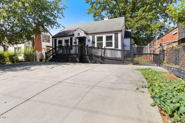 1006 Carlton Avenue, Raleigh, NC 27606