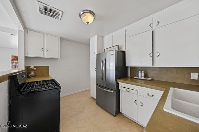 1207 N Sonoita Avenue, Tucson, AZ 85712