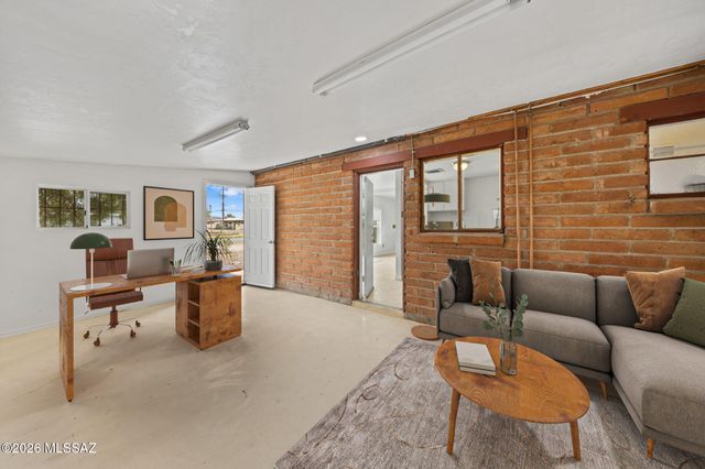 1207 N Sonoita Avenue, Tucson, AZ 85712