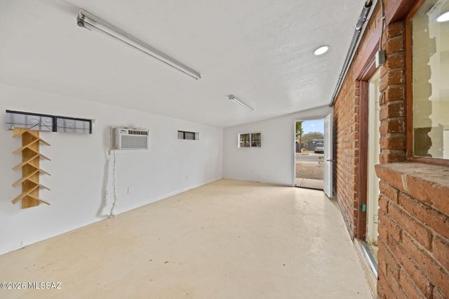 1207 N Sonoita Avenue, Tucson, AZ 85712