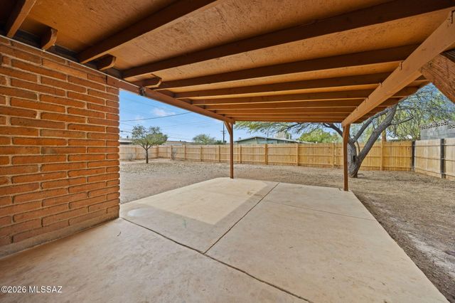 1207 N Sonoita Avenue, Tucson, AZ 85712