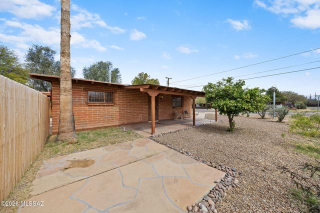1207 N Sonoita Avenue, Tucson, AZ 85712