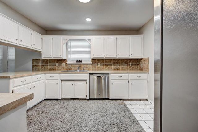 8301 NW 105th Terrace, Oklahoma City, OK 73162