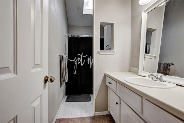 8301 NW 105th Terrace, Oklahoma City, OK 73162