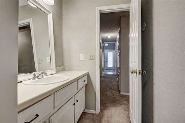 8301 NW 105th Terrace, Oklahoma City, OK 73162