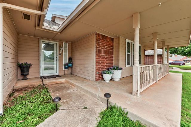 8301 NW 105th Terrace, Oklahoma City, OK 73162