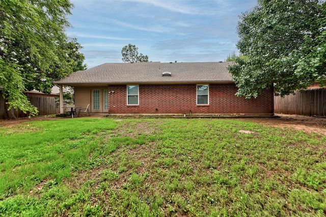 8301 NW 105th Terrace, Oklahoma City, OK 73162