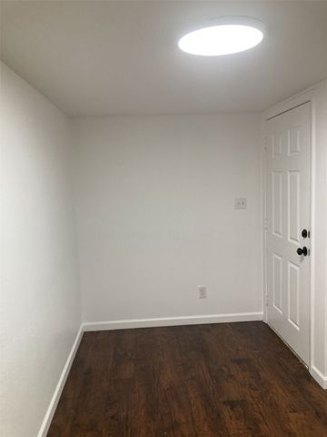 307 W Sherman Street, Bells, TX 75414