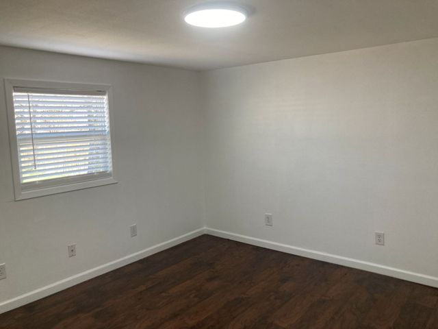 307 W Sherman Street, Bells, TX 75414