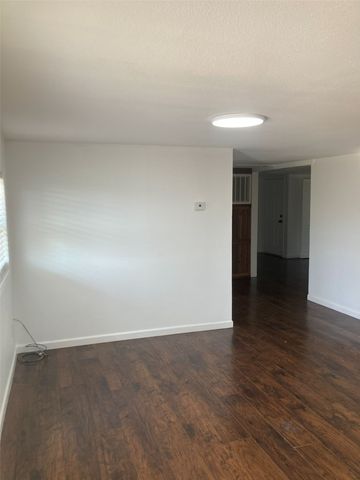 307 W Sherman Street, Bells, TX 75414