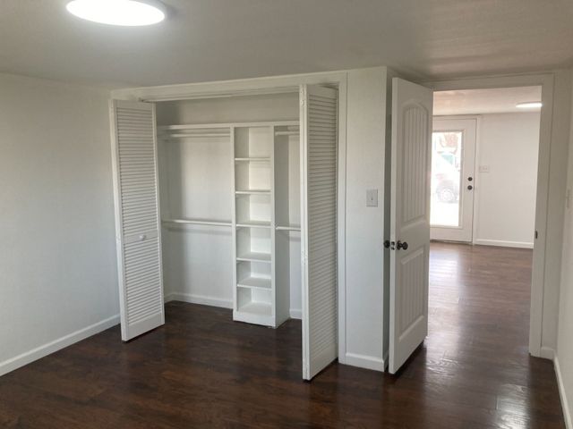 307 W Sherman Street, Bells, TX 75414