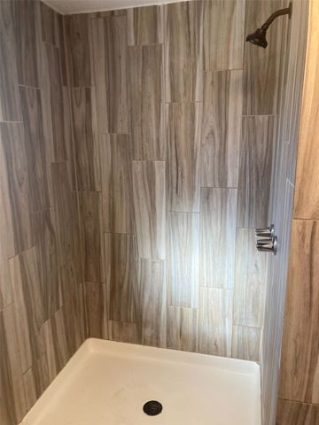 307 W Sherman Street, Bells, TX 75414