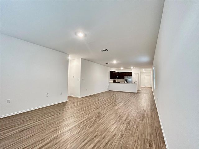 14217 Lyndora LN, Pflugerville, TX 78660