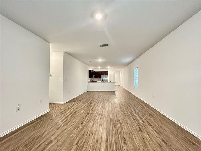 14217 Lyndora LN, Pflugerville, TX 78660