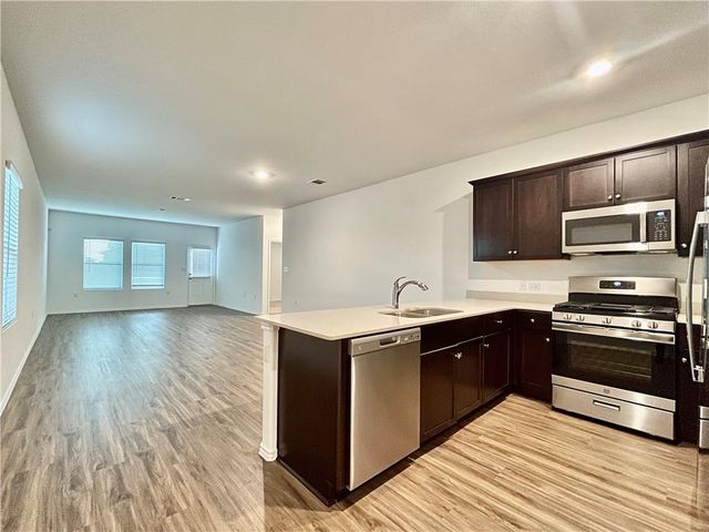 14217 Lyndora LN, Pflugerville, TX 78660