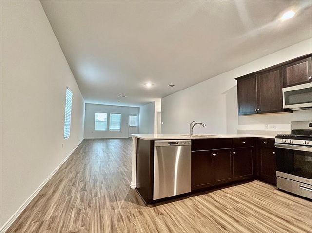 14217 Lyndora LN, Pflugerville, TX 78660