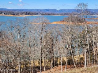 2613 Serenity Sound, Morristown, TN 37816