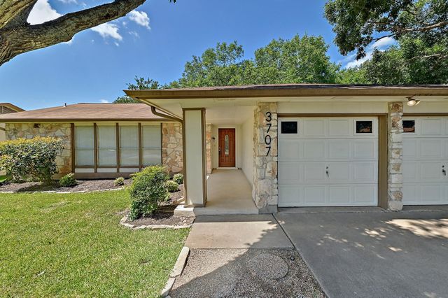 3707 Tarragona LN, Austin, TX 78727
