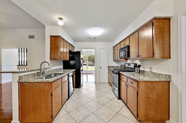 3707 Tarragona LN, Austin, TX 78727