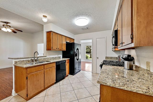 3707 Tarragona LN, Austin, TX 78727
