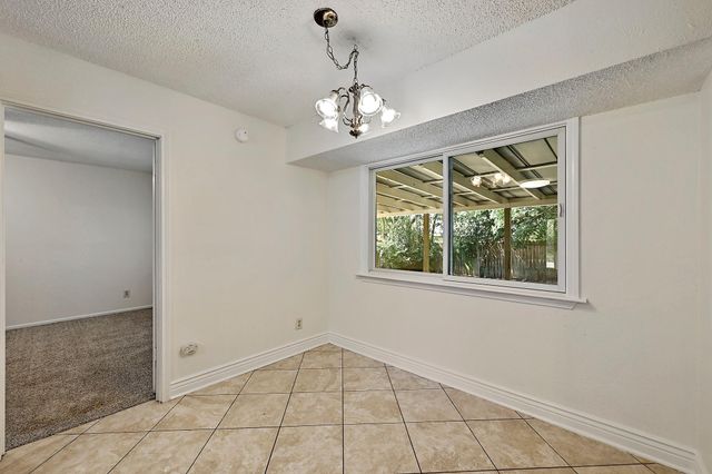 3707 Tarragona LN, Austin, TX 78727