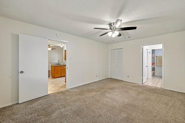 3707 Tarragona LN, Austin, TX 78727