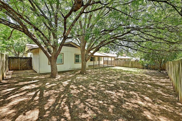 3707 Tarragona LN, Austin, TX 78727