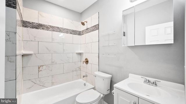 2880 PELHAM AVE, Baltimore, MD 21213