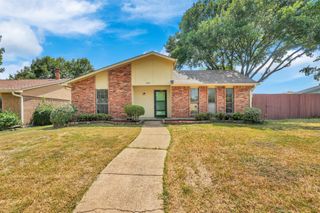 608 Via Del Sur, Mesquite, TX 75150