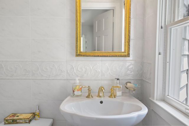 27 West Lane, Pound Ridge, NY 10576