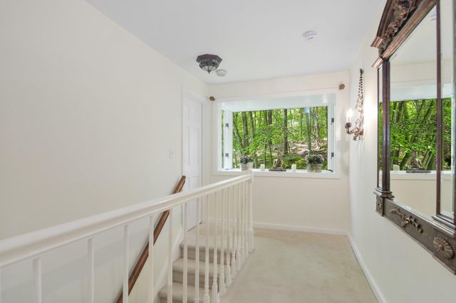 27 West Lane, Pound Ridge, NY 10576