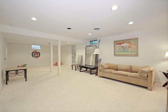 27 West Lane, Pound Ridge, NY 10576