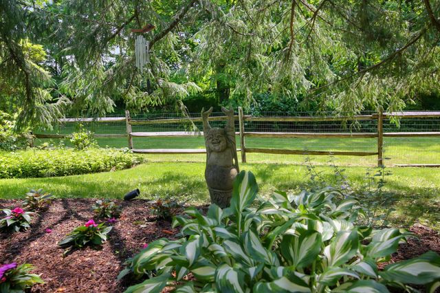 27 West Lane, Pound Ridge, NY 10576