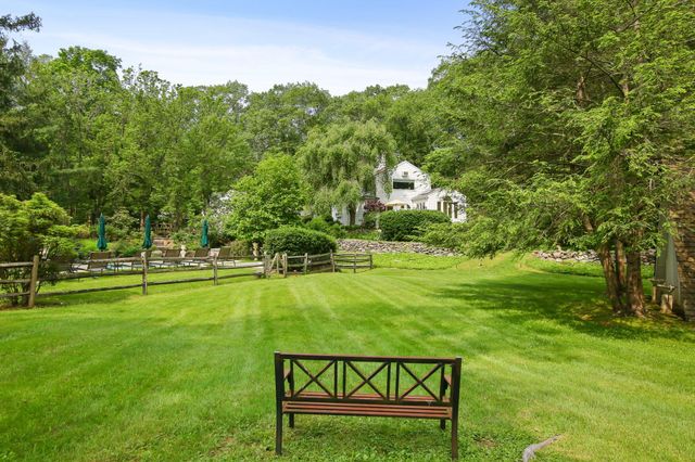 27 West Lane, Pound Ridge, NY 10576