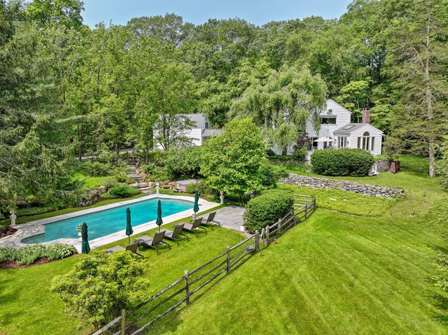 27 West Lane, Pound Ridge, NY 10576