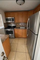 1735 W 60th St M201, Hialeah, FL 33012