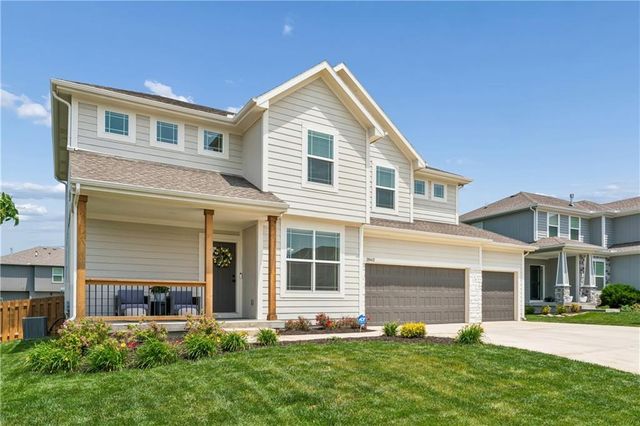 28412 W 161St Terrace, Gardner, KS 66030