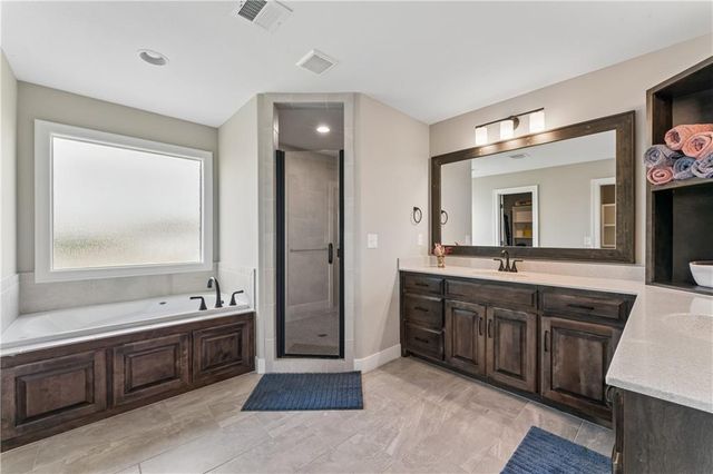28412 W 161St Terrace, Gardner, KS 66030
