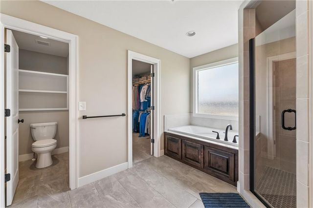 28412 W 161St Terrace, Gardner, KS 66030